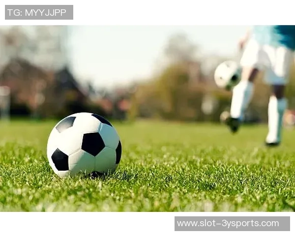 深入探讨足球技能的定义与发展对球员表现的影响与重要性