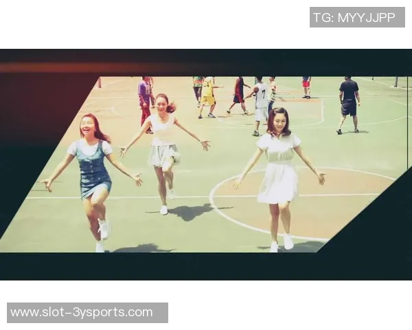 足球宝贝gif精彩瞬间集锦展现青春活力与运动魅力的完美结合 足球宝贝gif精彩瞬间集锦展现青春活力与运动魅力的完美结合